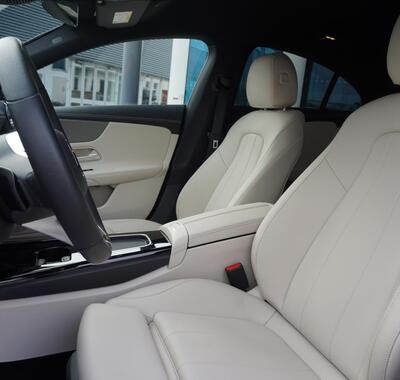 Mercedes-Benz CLA 12
