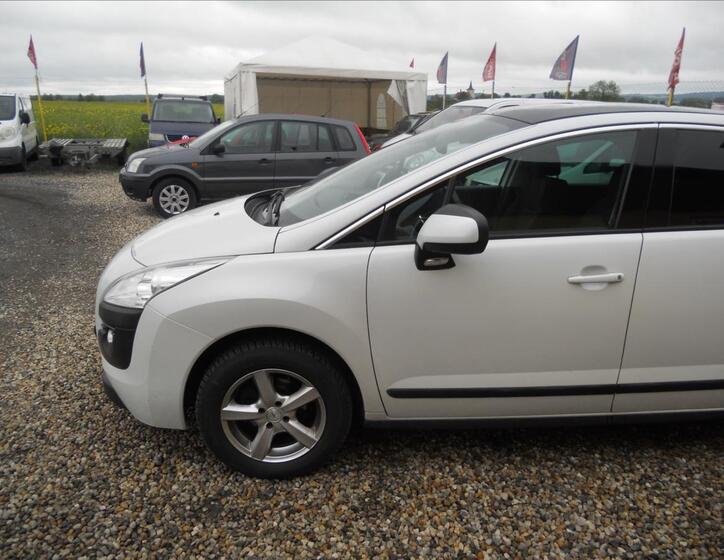 Peugeot 3008 10