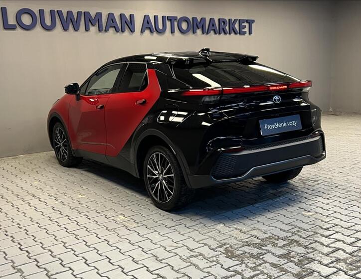 Toyota C-HR 13