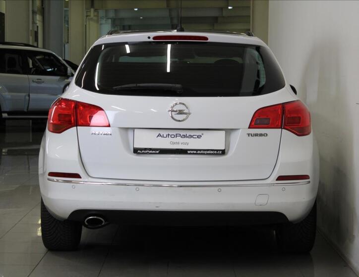 Opel Astra 4