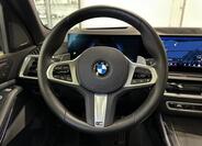 BMW X7 11