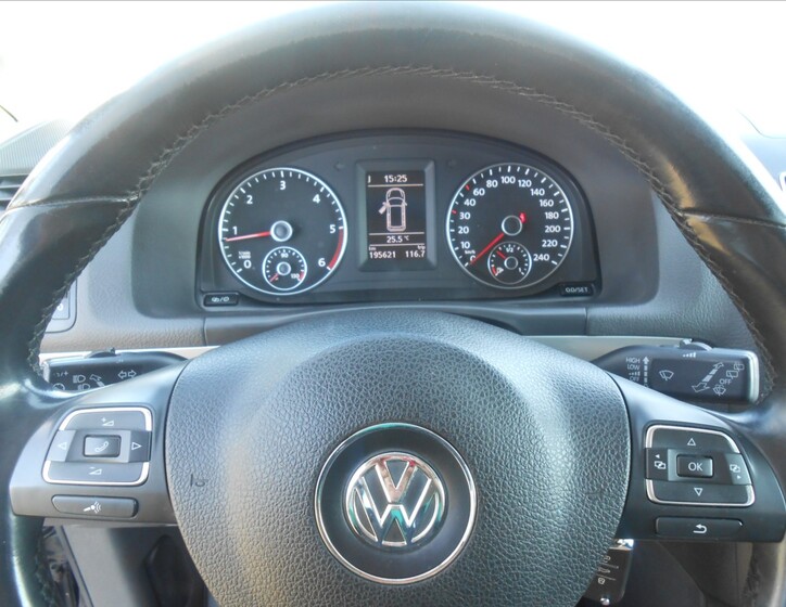 Volkswagen Touran 29