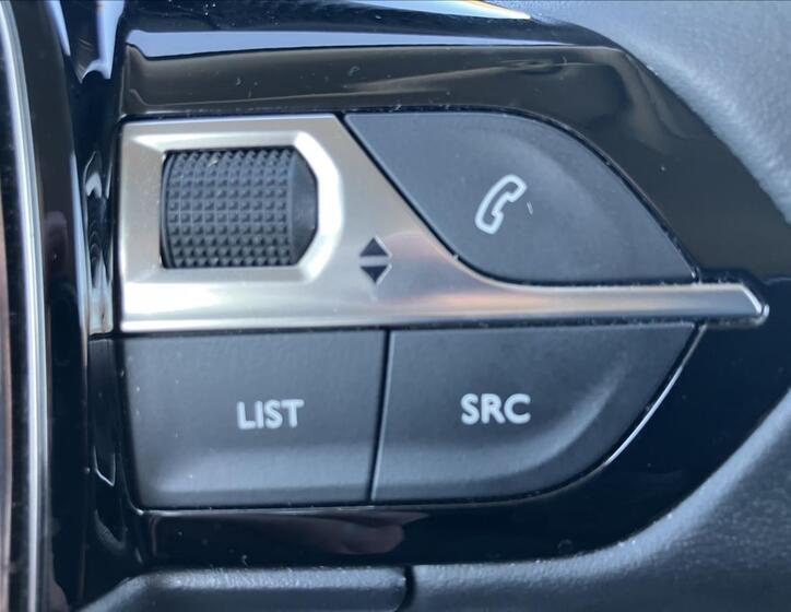 Peugeot 2008 19