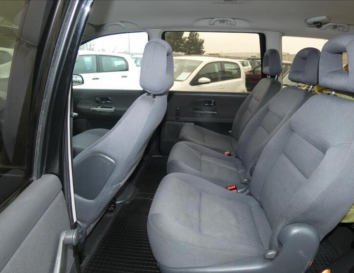 Seat Alhambra 9