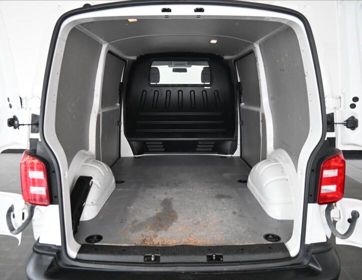 Volkswagen Transporter 6