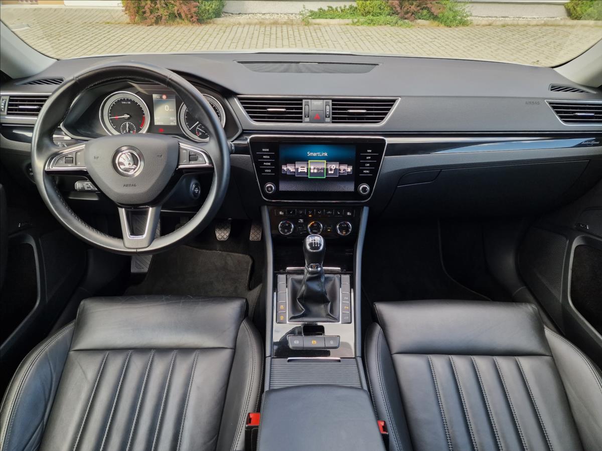 Škoda Superb
