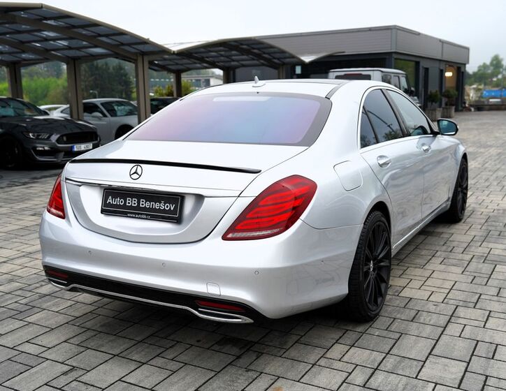 Mercedes-Benz Třídy S 6