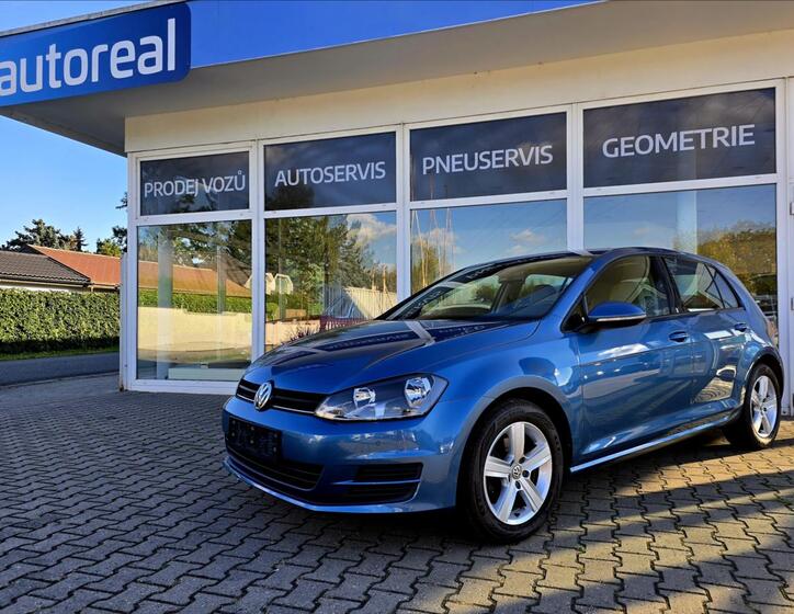 Volkswagen Golf 1