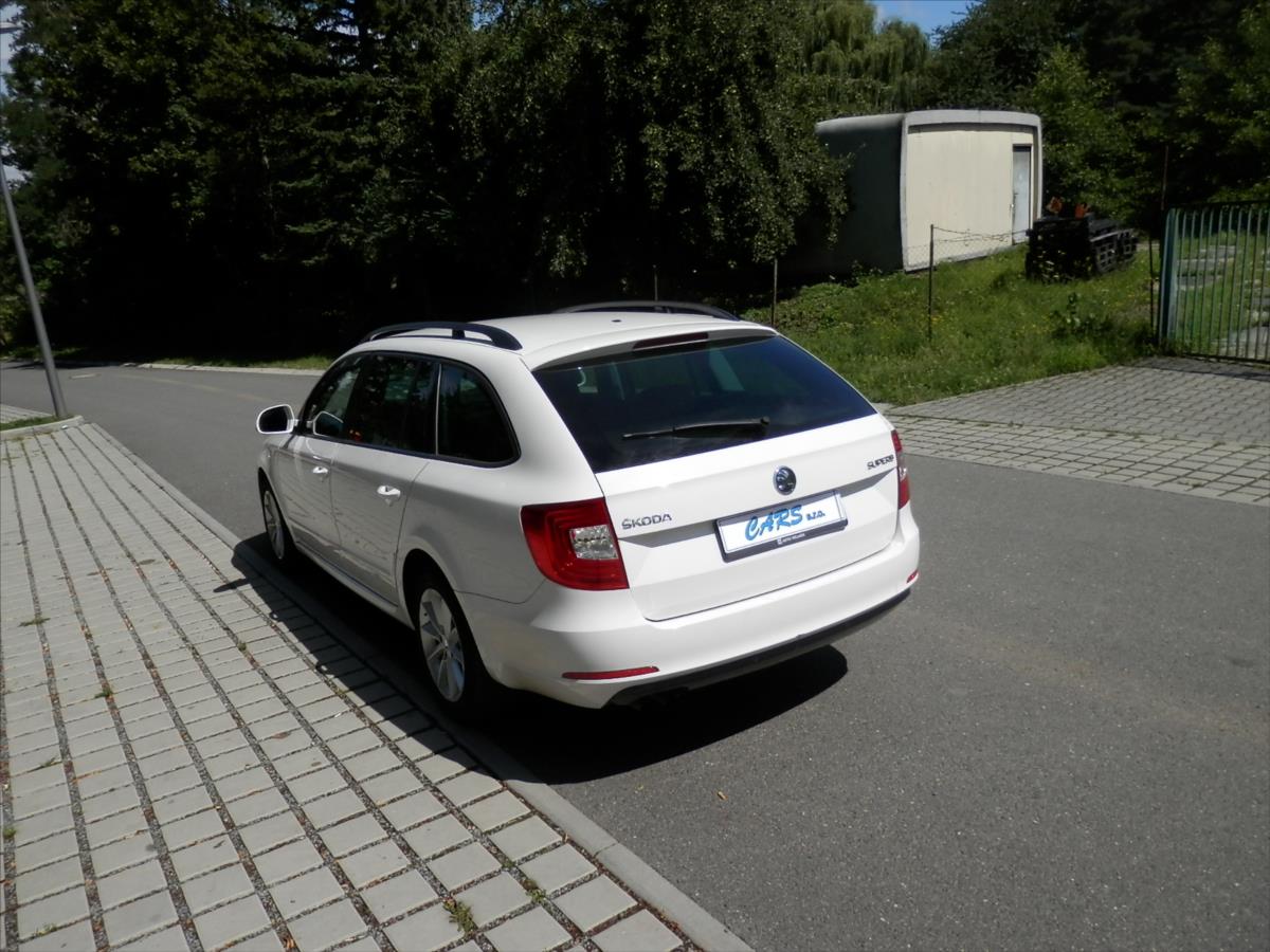 Škoda Superb