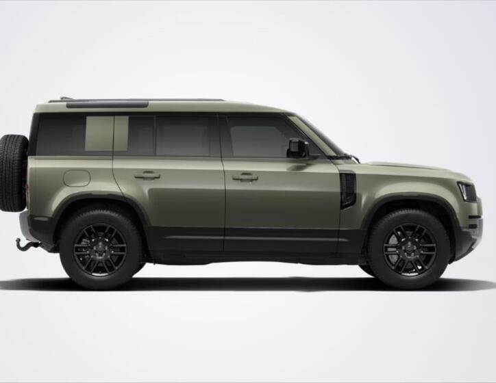 Land Rover Defender 2