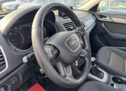 Audi Q3 12
