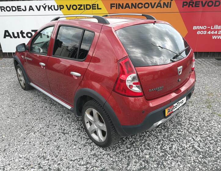 Dacia Sandero 4