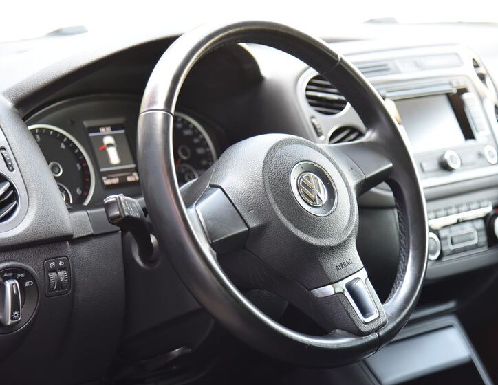 Volkswagen Tiguan 13