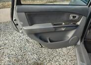 KIA Carens 17