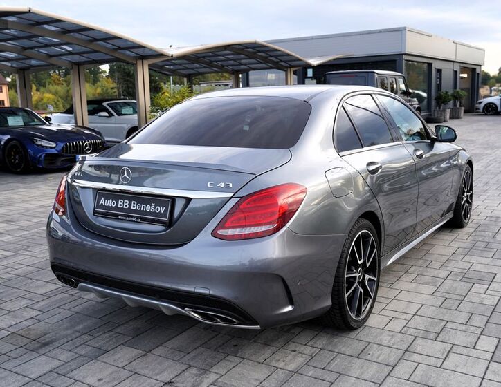 Mercedes-Benz Třídy C 6