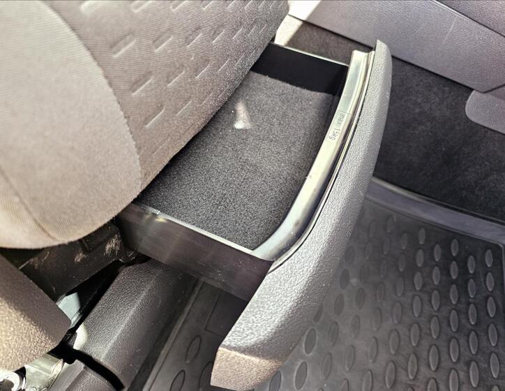 Volkswagen Touran 36