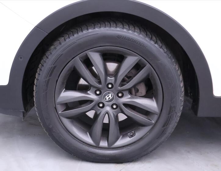 Hyundai Santa Fe 36