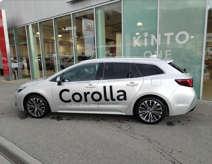 Toyota Corolla 2