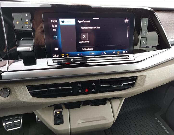Volkswagen Multivan 15