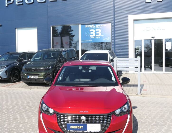 Peugeot 208 9