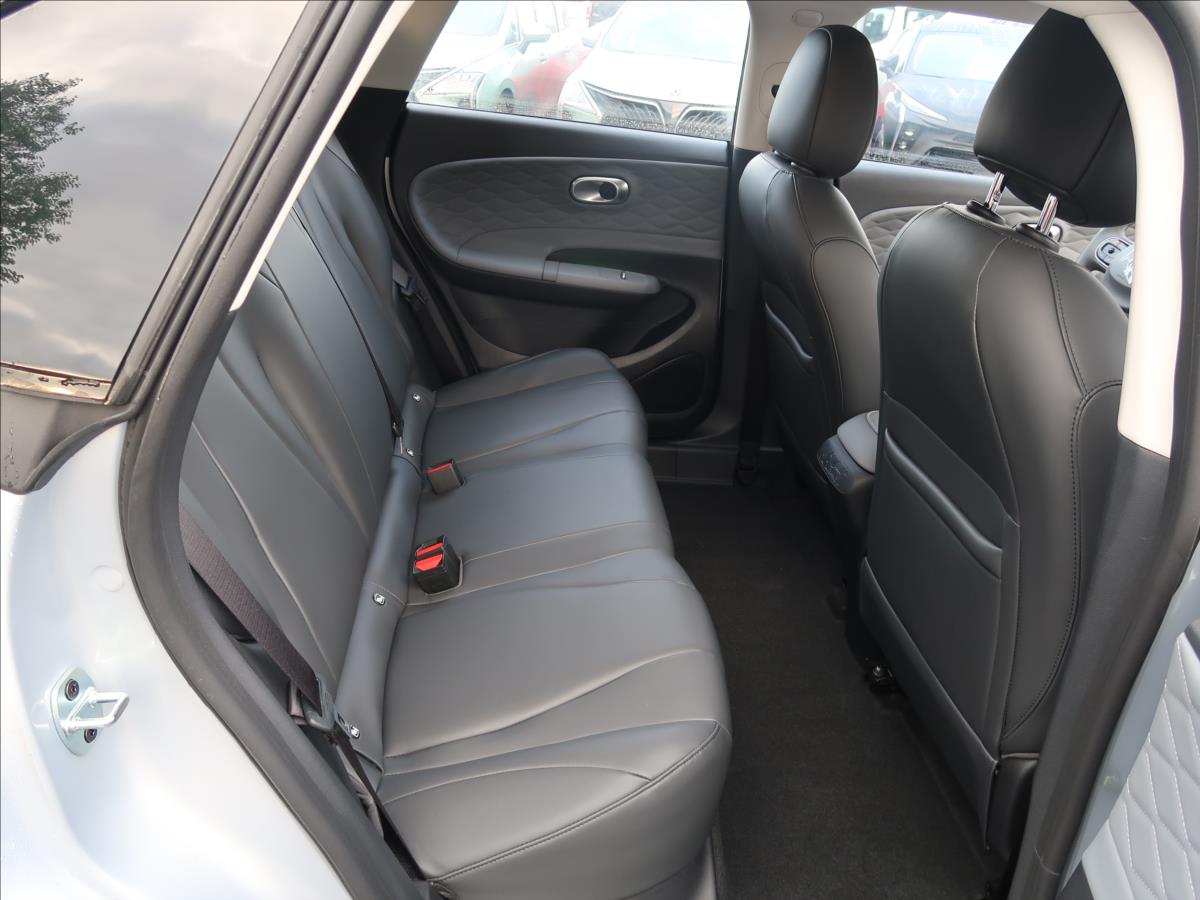 Dongfeng Box