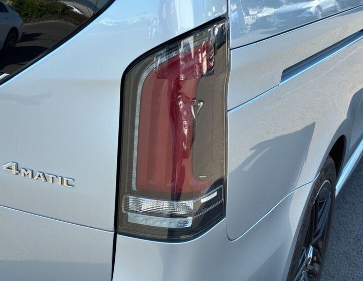 Mercedes-Benz Třídy V 11