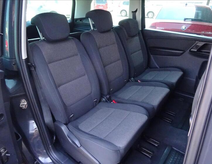 Volkswagen Sharan 17
