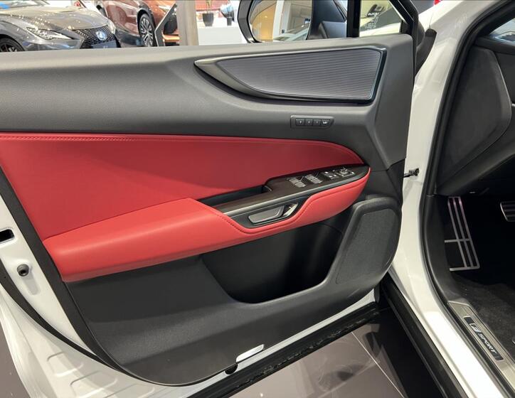 Lexus NX 350h 5