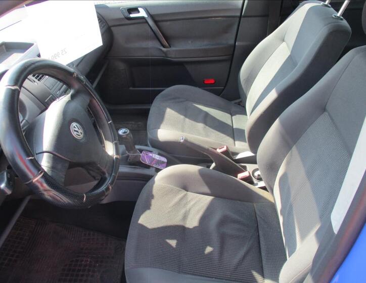 Volkswagen Polo 13