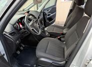 Opel Zafira 7