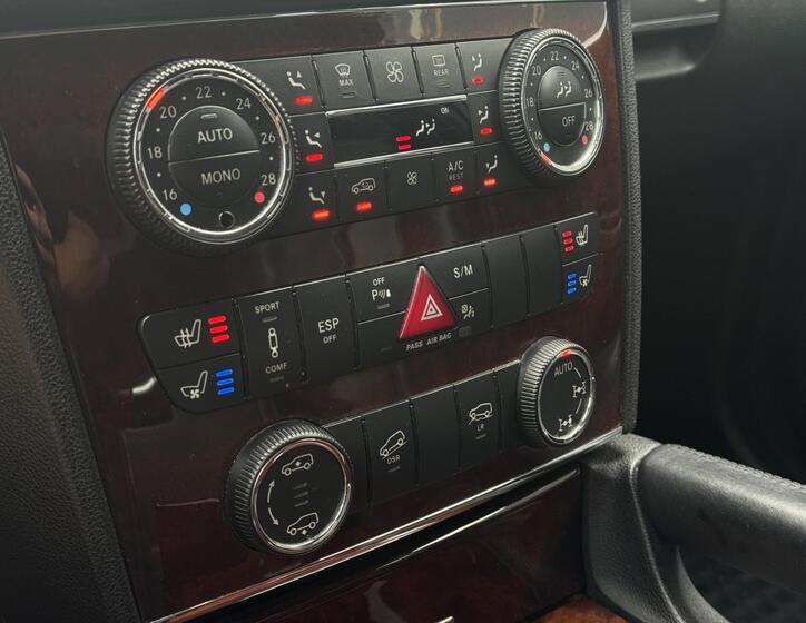 Mercedes-Benz GL 26