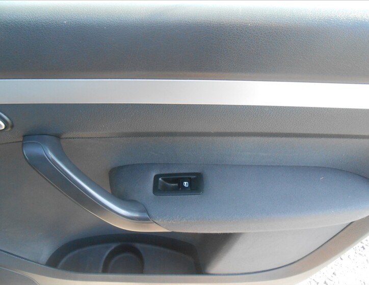 Volkswagen Touran 12