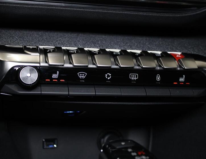 Peugeot 3008 16