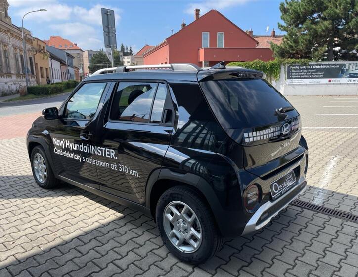 Hyundai Inster 4