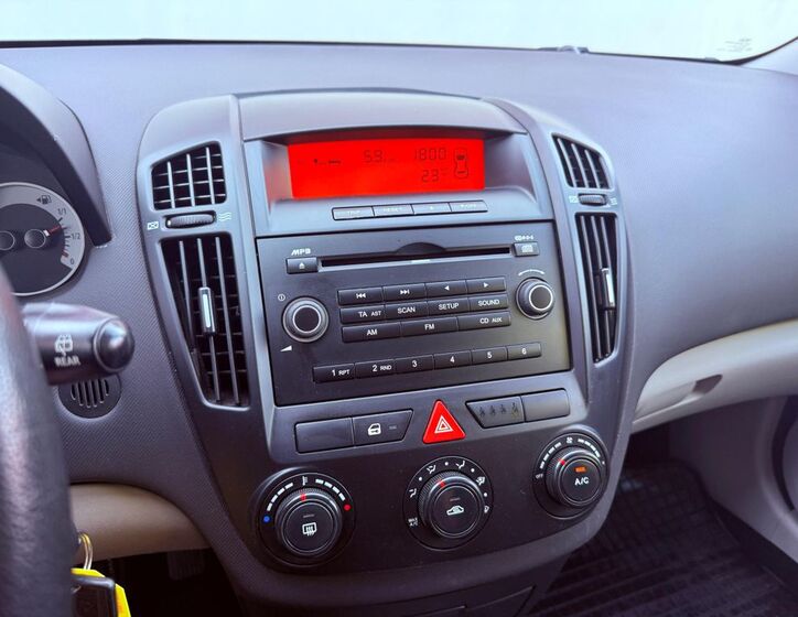 KIA Ceed 13