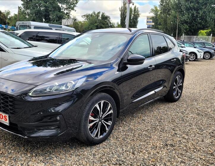 Ford Kuga 1