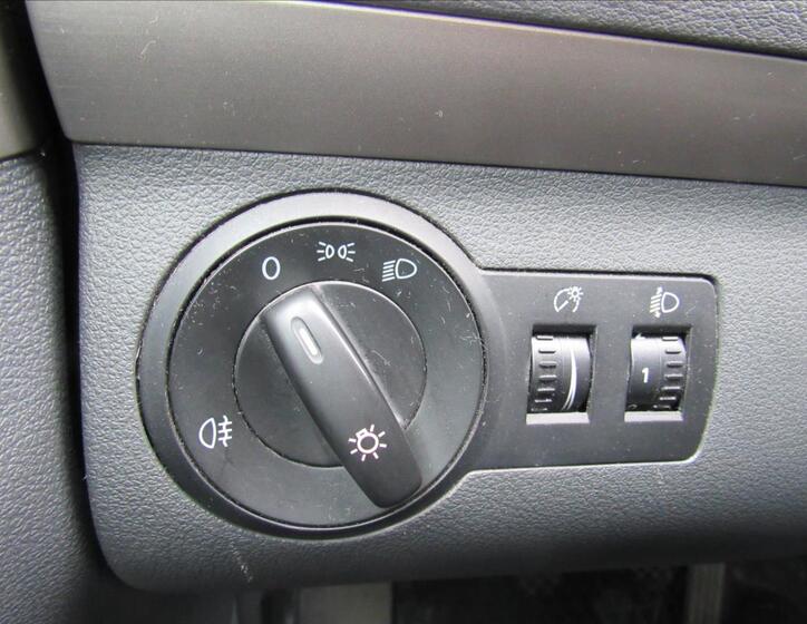 Volkswagen Touran 20