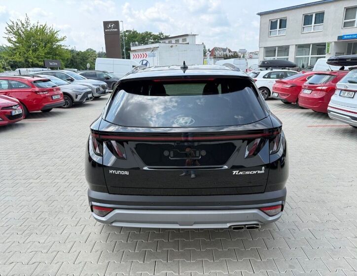 Hyundai Tucson 4