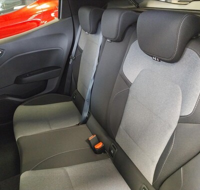 Mitsubishi Colt 7