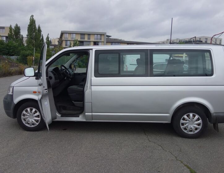 Volkswagen Transporter 13