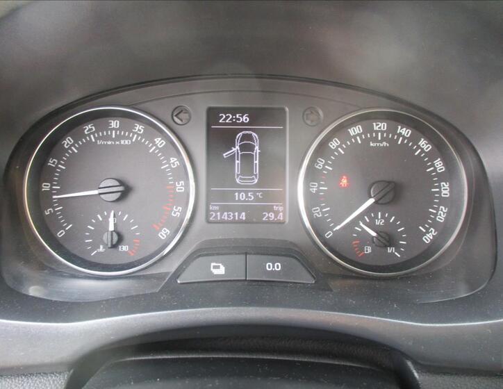 Škoda Roomster 15