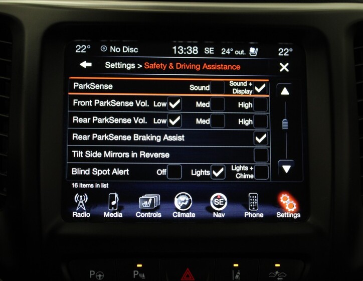 Jeep Cherokee 16