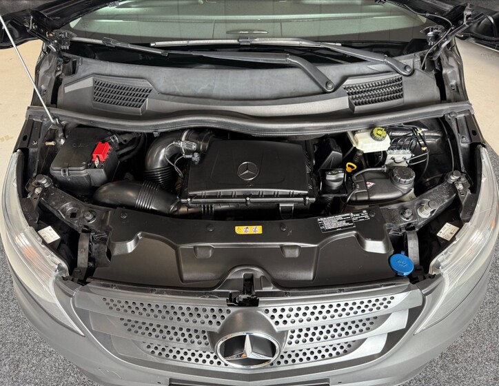 Mercedes-Benz Vito 23