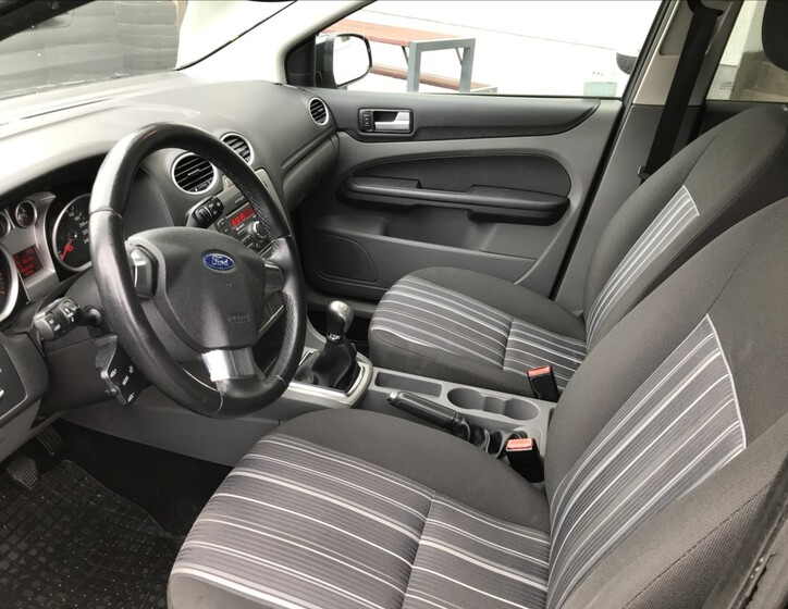Ford Focus 7