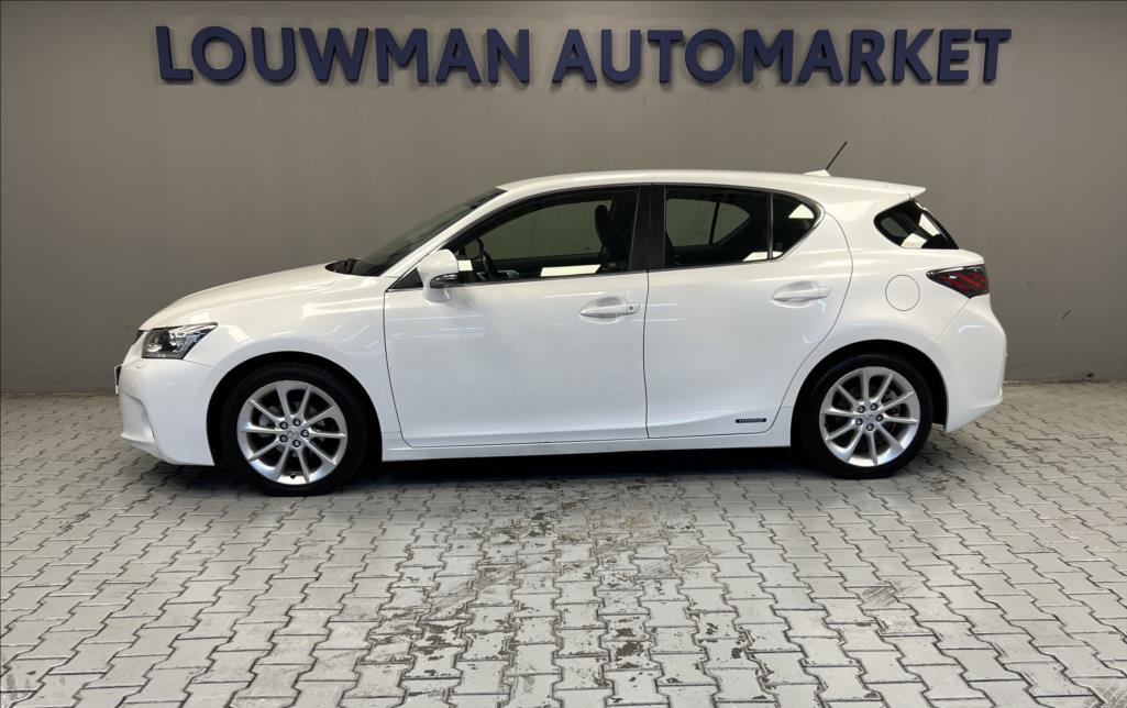 Lexus CT 200h