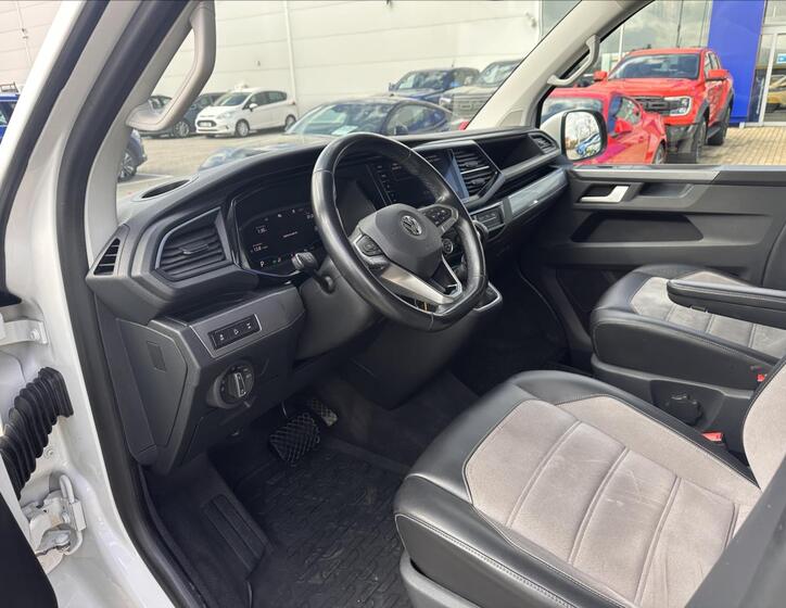 Volkswagen Multivan 19