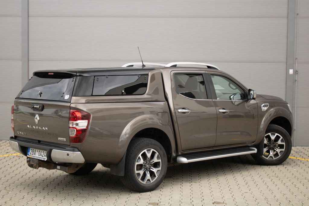 Renault Alaskan
