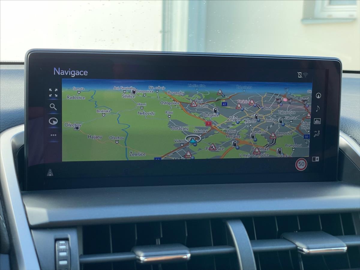 Lexus NX 300h