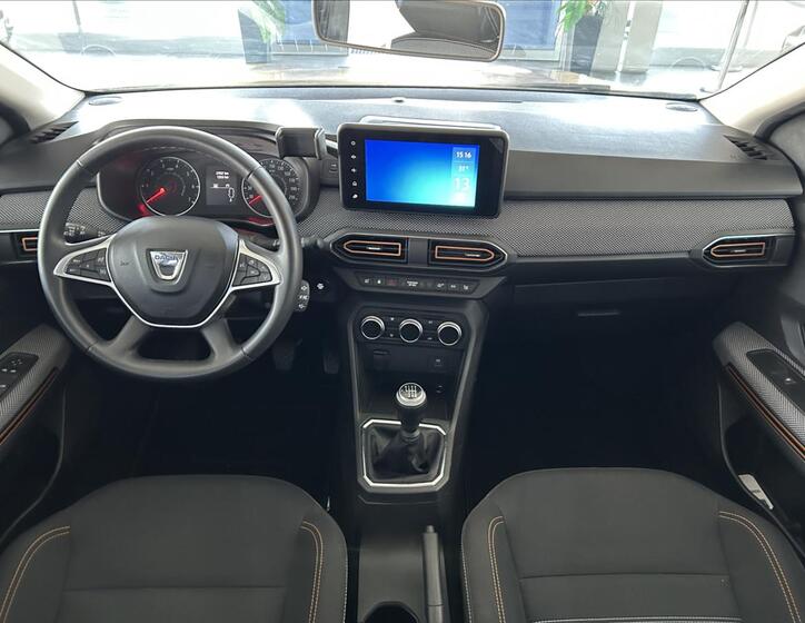 Dacia Sandero 8