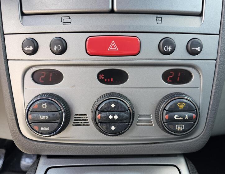 Alfa Romeo GT 18
